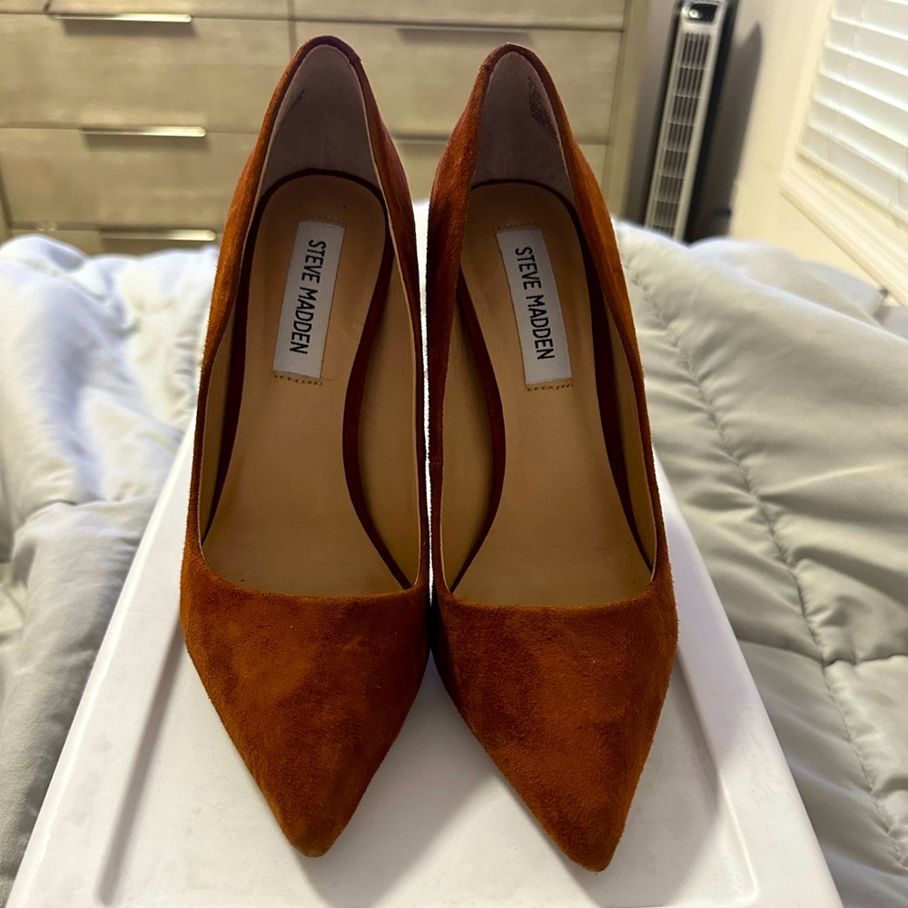Steve Madden brown heels